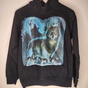 Jon Lauren Wolf Graphic Sweatshirt — Black, Size L | Cosmic Wolf Nature Print